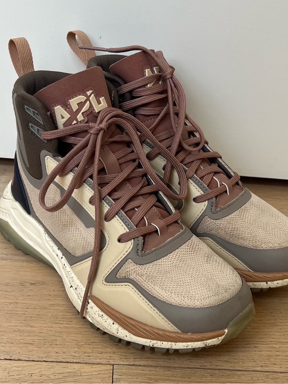 APL Techloom Defender Sneakers Hi Top Women's Size 6 Tan Purple Brown